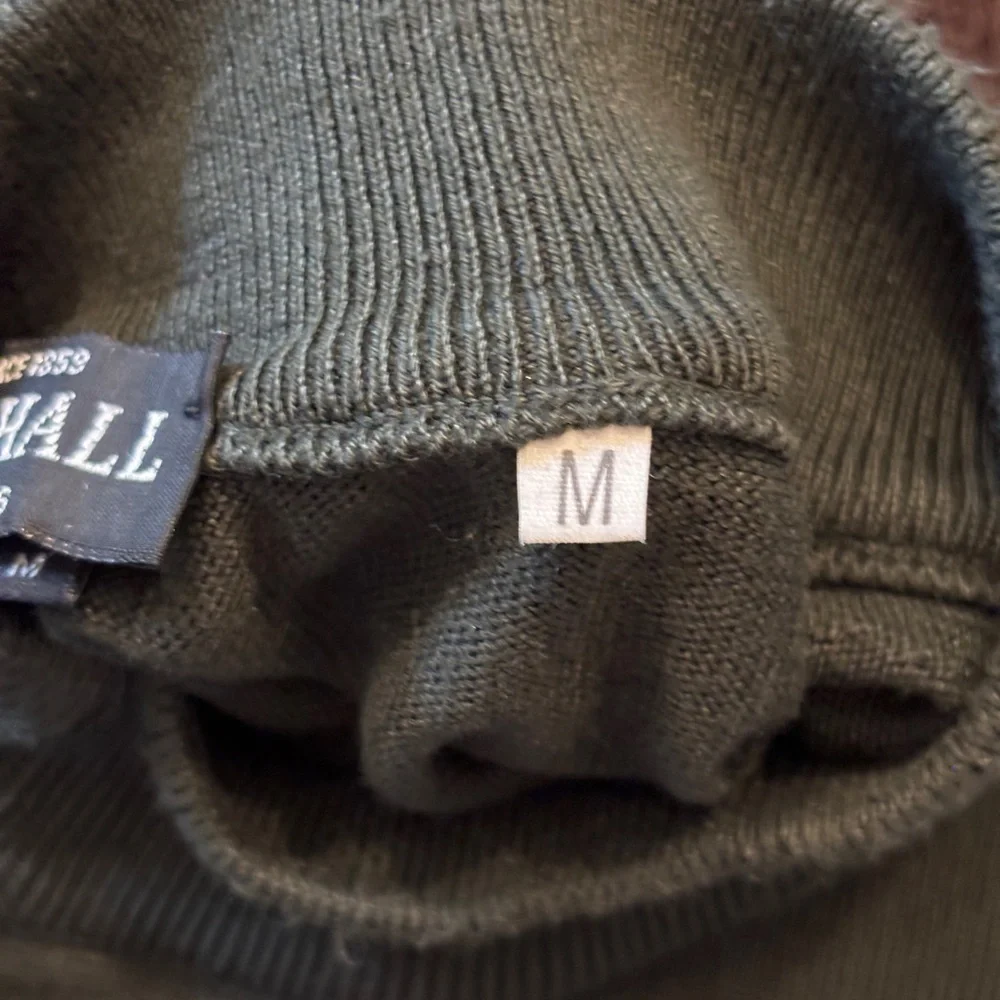 Oak Hall Men's pullover mock neck dressy sweater. Size Medium. Green. SKU 12
